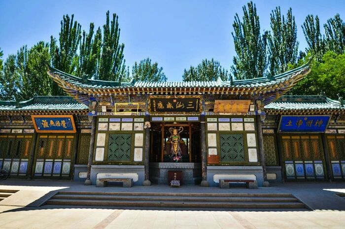 �������ϣ���������